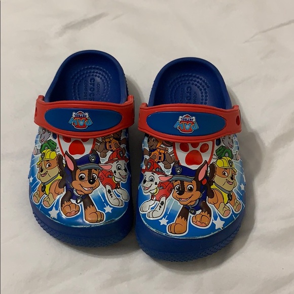 paw patrol crocs size 8